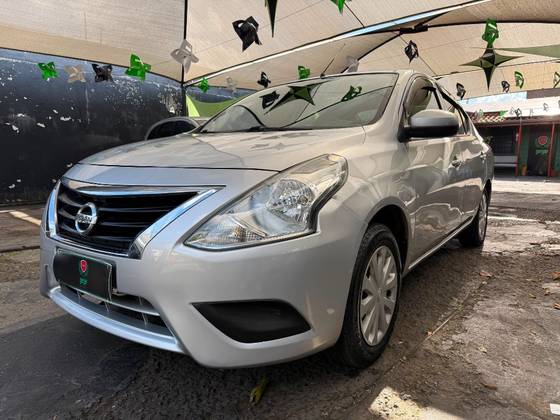 NISSAN VERSA 1.0 12V FLEX 4P MANUAL NISSAN VERSA 1.0 12V FLEX 4P MANUAL